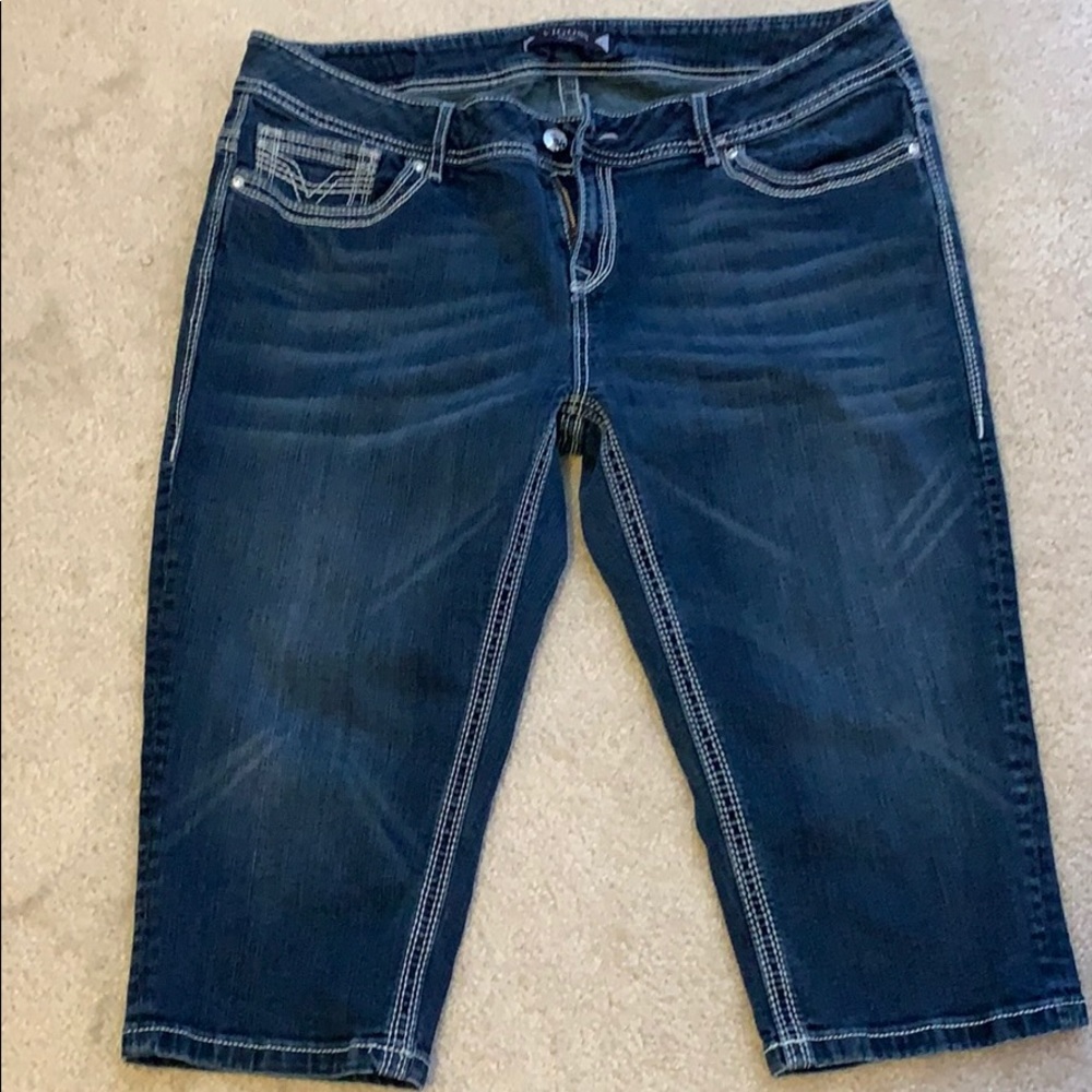 Vigoss plus size capris